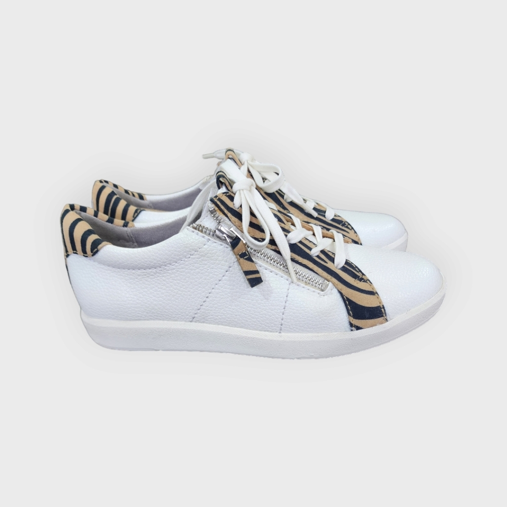 NWOT Naturalizer Women's Karine White Oxford/Zebra Print Trim Sneakers, Size 9W